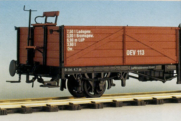 Zweiachsiger Schmalspur-Güterwagen mit Magic Train-Fahrwerk