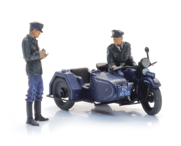 Reichspolizeimotorrad mit Beiwagen + 2 Figuren - Bausatz