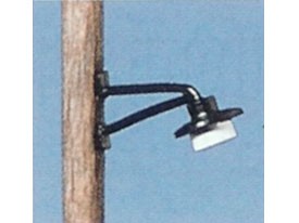 Lampe am Echtholzmast - schräge Ausführung - beleuchtet - Spur 0