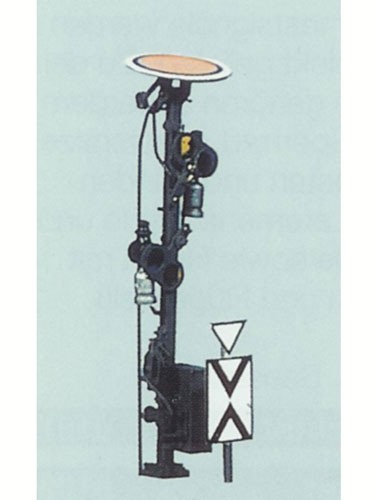 Formvorsignal, dreibegrif., Spiegelk., 3,4m Mast, beleuchtet - 2 Servo-Motoren