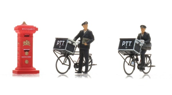 Fahrradfahrende Postboten mit Briefkasten (Niederlande) - (2 Figuren + 1 Postkasten)