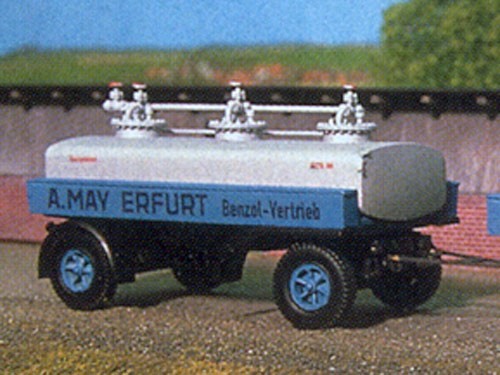 Zweiachsanhänger für Benzol-Tanklastwagen